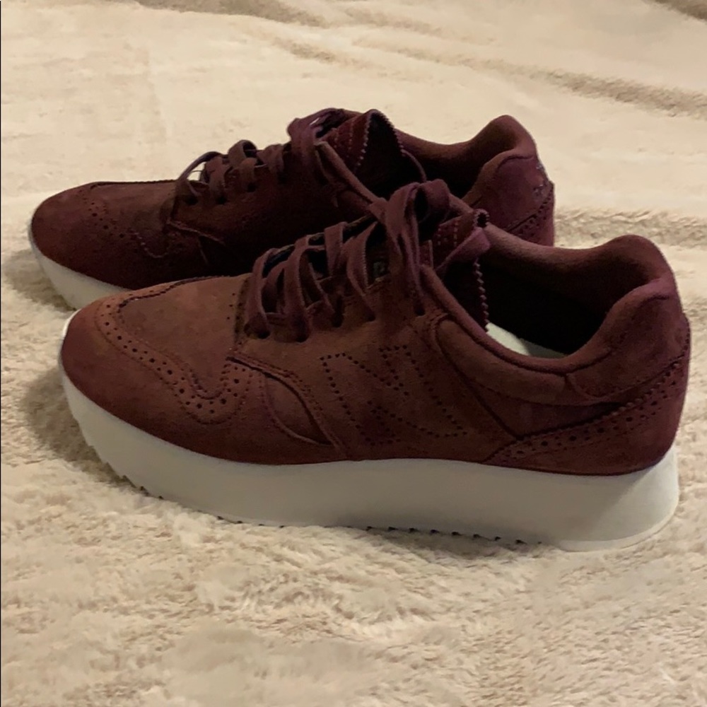 Women’s New Balance 520 v1 sneakers.